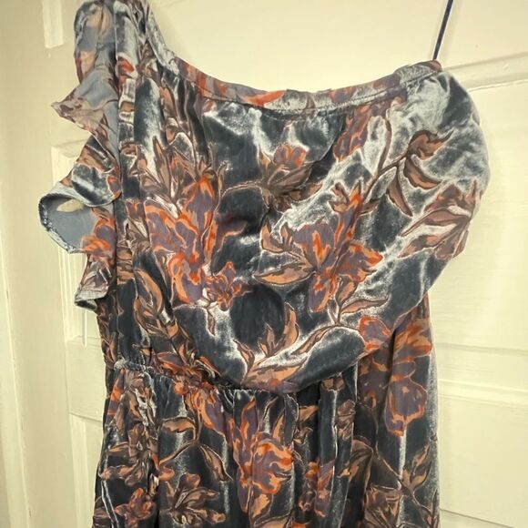 NWTs Adelyn Rae Angie Midi Floral One Shoulder Dress Size Medium - Picture 6 of 14